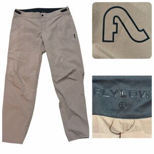 Flylow Gear Tia Pants Women's Ski Snowboard Style 1072 Size 10